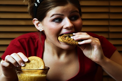 Er sucht sie essen